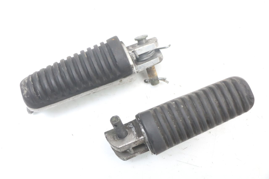 photo de PAR DE APOIO PARA OS PÉS DIANTEIRO YAMAHA XJS DIVERSION 600 (1997 - 1999) - Vista principal