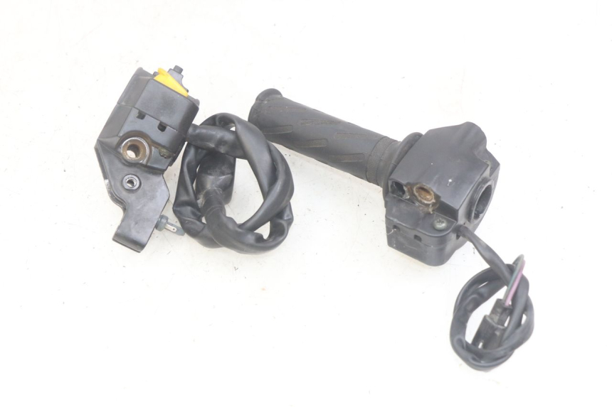 photo de PAR DE COMUTADORES PEUGEOT KISBEE 2T 50 (2010 - 2017) - Ampliação técnica