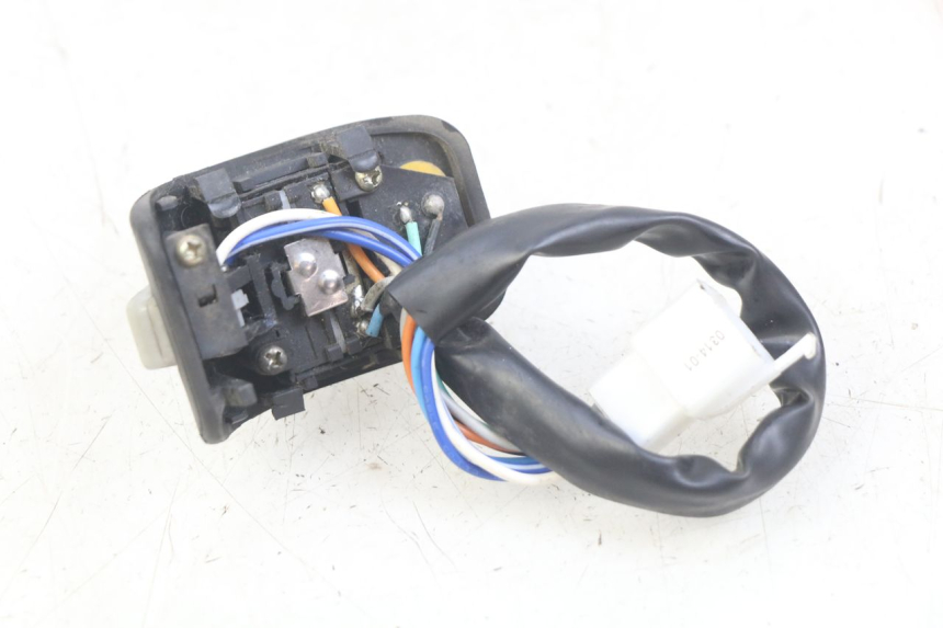photo de PAR DE COMUTADORES JM MOTORS SANTANA 50 (2014 - 2023) - Detalhe da peça