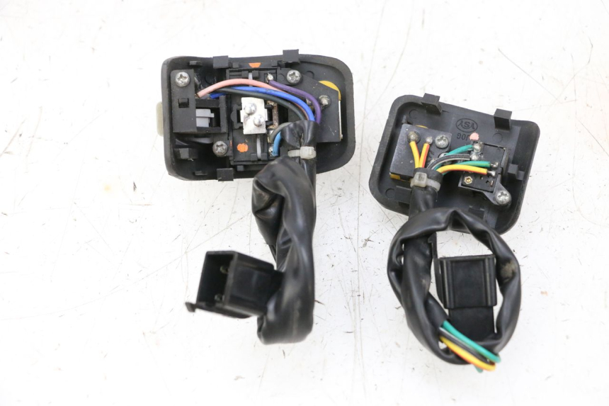photo de PAR DE COMUTADORES JM MOTORS SANTANA 50 (2014 - 2023) - Ampliação técnica
