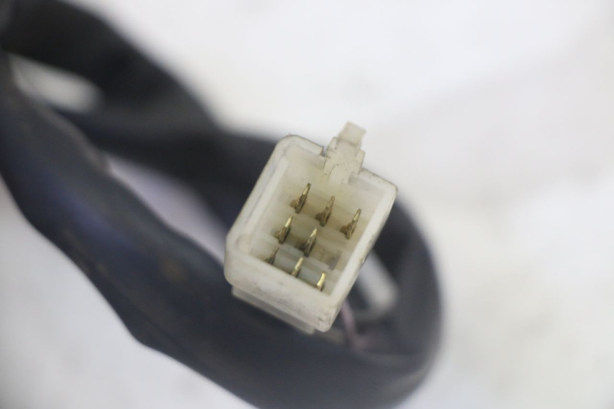 photo de PAR DE COMANDOS PEUGEOT SATELIS 125 (2006 - 2009) - Pontos de fixação