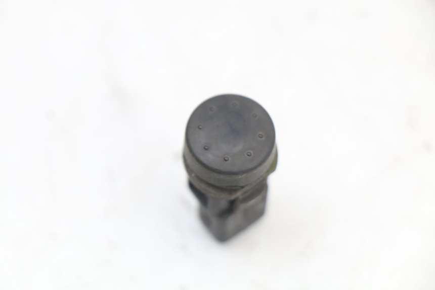photo de PAR DE COMUTADORES PIAGGIO X10 125 (2012 - 2017) - Pontos de fixação