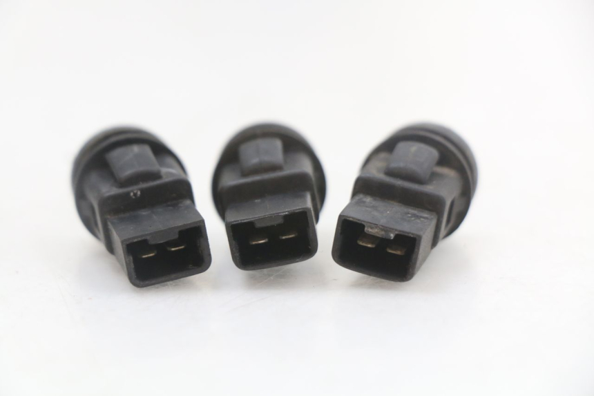 photo de PAR DE COMUTADORES PIAGGIO X8 125 (2004 - 2007) - Ampliação técnica