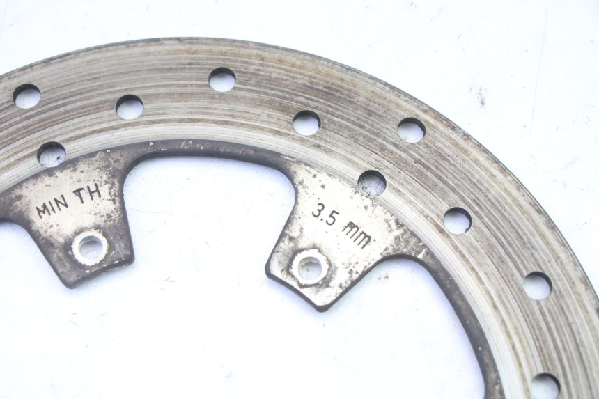 photo de PAR DE DISCOS DE FREIO DIANTEIROS PIAGGIO MP3 RL 250 (2006 - 2010) - Pontos de fixação
