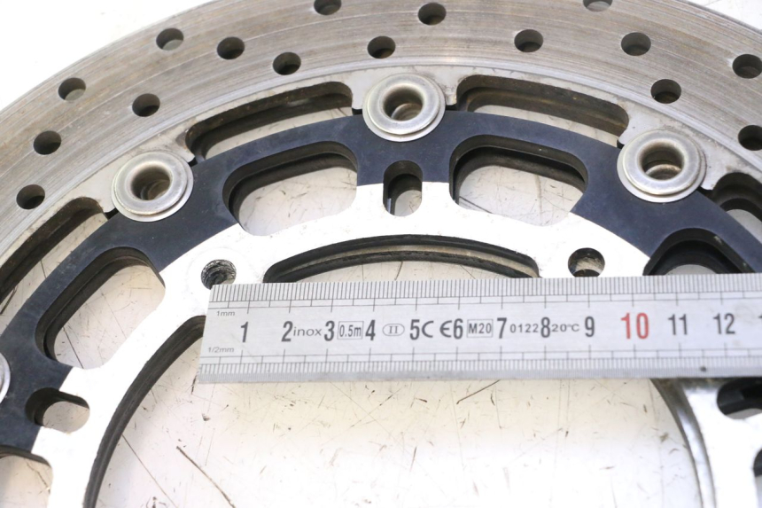 photo de PAR DE DISCOS DE FREIO DIANTEIROS YAMAHA YZF R6 600 (2008 - 2009) - Ampliação dos componentes
