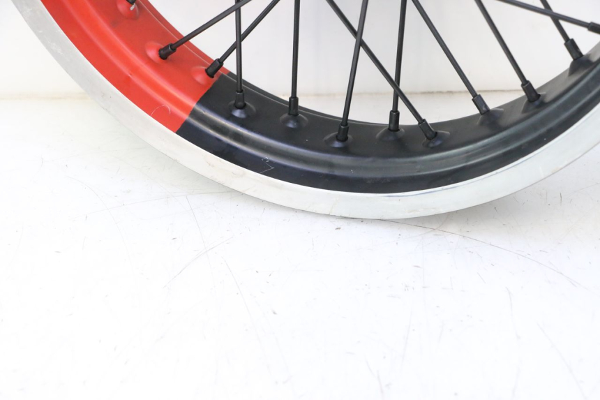 photo de PAR DE RODAS HM HONDA CRM DERAPAGE RR 50 (2006 - 2017) - Marcações e referências