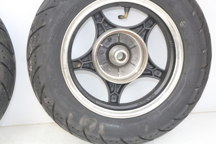 photo de PAR DE RODAS EUROCKA GTR 50 (2007 - 2017) - Pontos de fixação