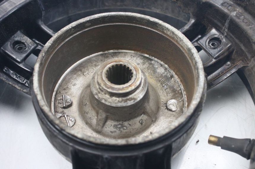 photo de PAR DE RODAS PEUGEOT LUDIX SNAKE 2T 50 (2004 - 2014) - Zoom do estado de desgaste