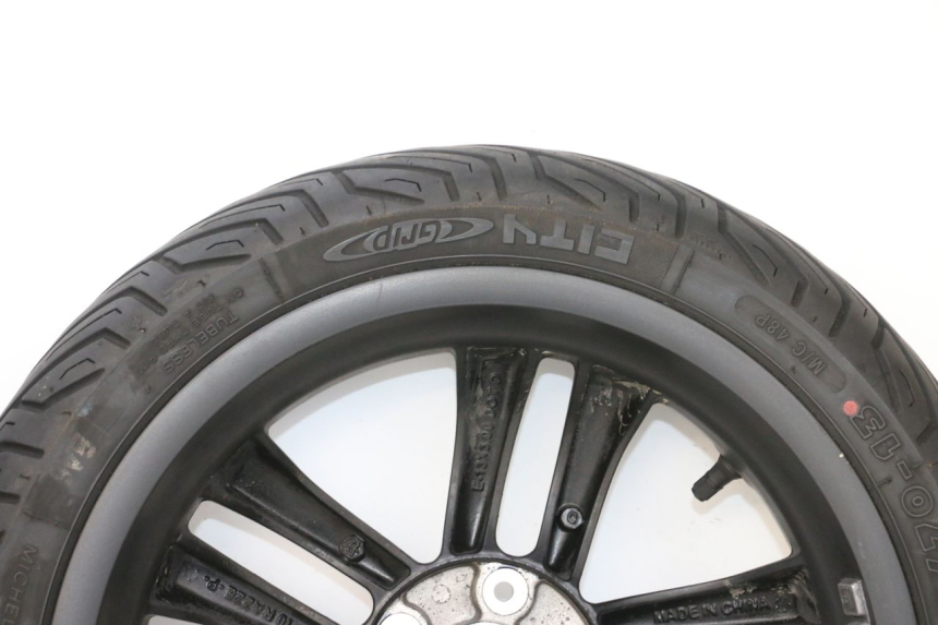 photo de PAR DE RODAS PIAGGIO MP3 HPE 300 (2019 - 2026) - Vista do produto