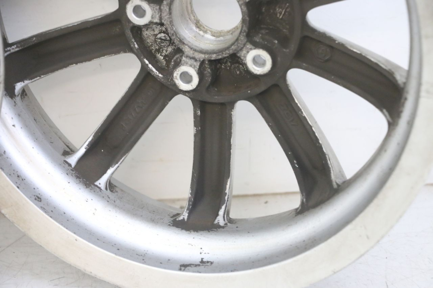 photo de PAR DE RODAS PIAGGIO MP3 LT 300 (2010 - 2016) - Pontos de fixação