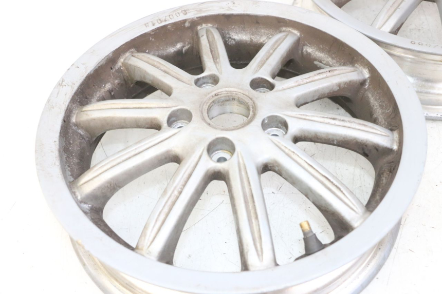 photo de PAR DE RODAS PIAGGIO MP3 LT 300 (2010 - 2016) - Ampliação técnica