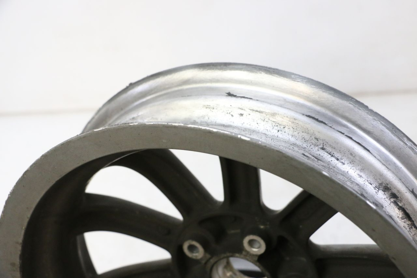 photo de PAR DE RODAS PIAGGIO MP3 125 (2006 - 2014) - Pontos de fixação