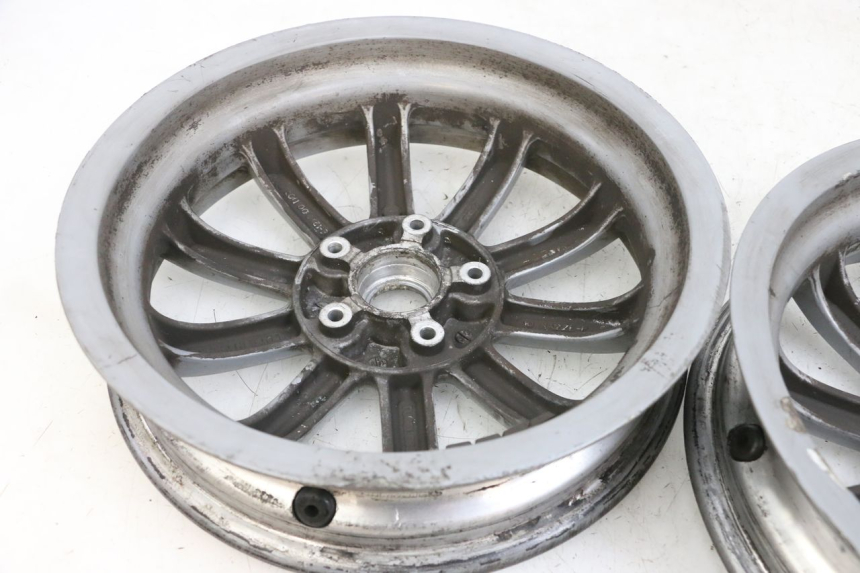 photo de PAR DE RODAS PIAGGIO MP3 RL 250 (2006 - 2010) - Peça verificada