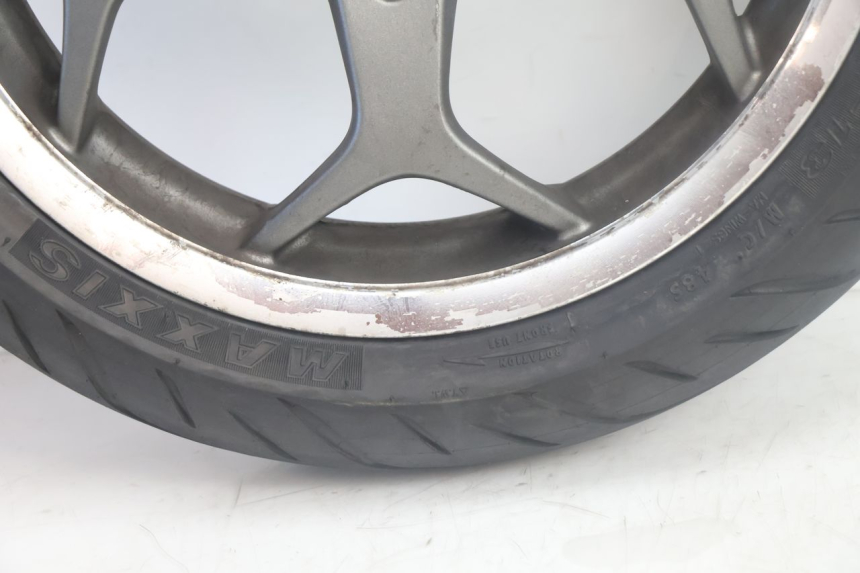 photo de PAR DE RODAS PIAGGIO MP3 500 (2016 - 2018) - Pontos de fixação