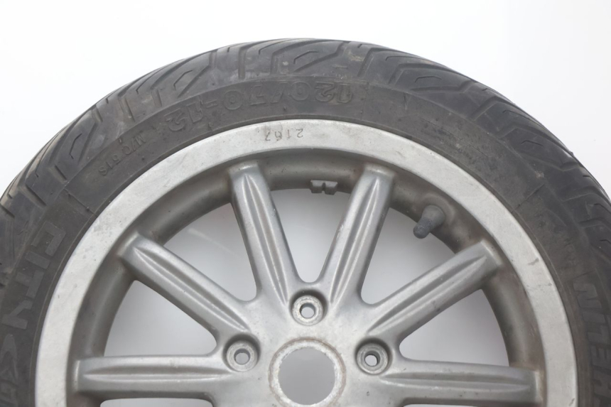 photo de PAR DE RODAS PIAGGIO MP3 125 (2006 - 2014) - Pontos de fixação