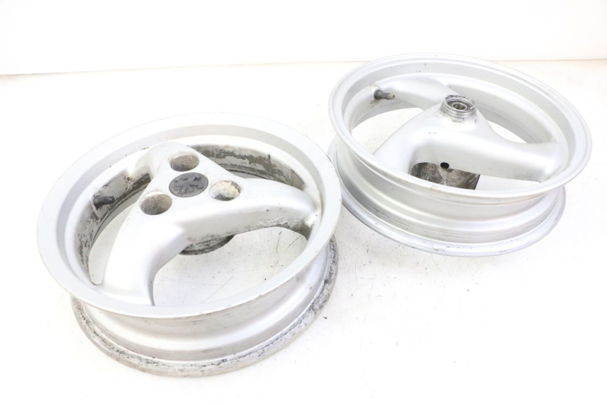 photo de PAR DE RODAS PEUGEOT ELYSTAR 50 (2002 - 2014) - Detalhe da peça