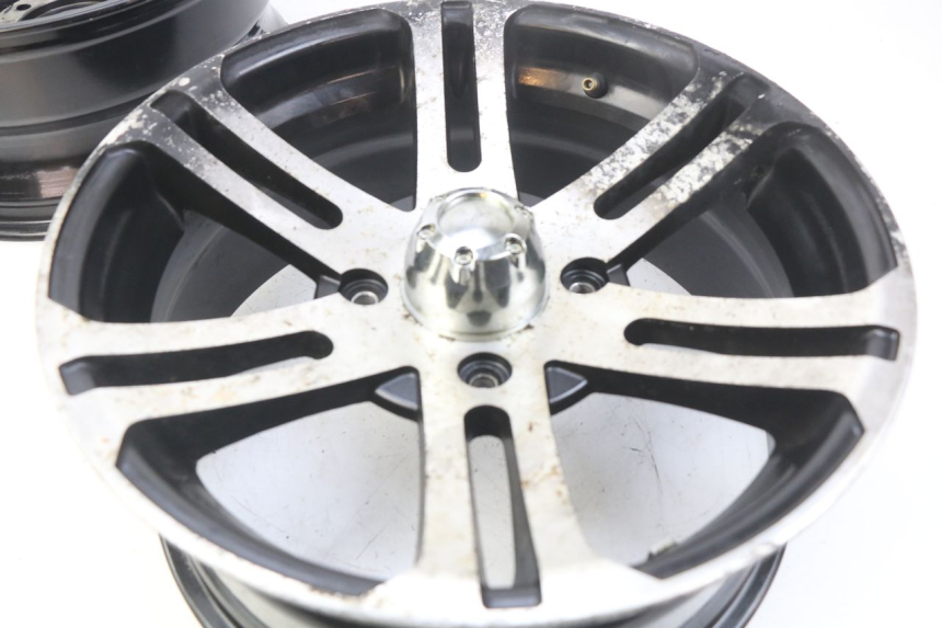 photo de PAR DE RODAS SPY RACING F3 350 (2015 - 2022) - Detalhe da peça