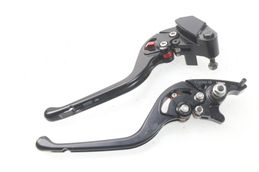 photo de PAR DE ALAVANCAS DE FREIO KAWASAKI Z Z900 900 (2017 - 2019) - Pontos de fixação