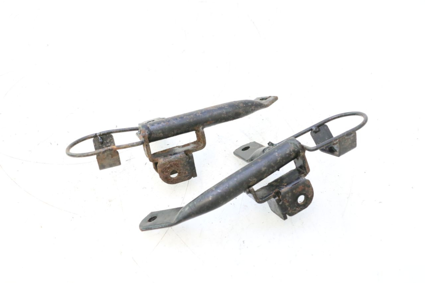 photo de PAR DE PLACA DE APOIO PARA PÉ TRASEIRO CF MOTO E-CHARM 125 (2005 - 2008) - Detalhe da peça
