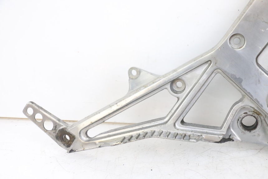 photo de PAR DE SUPORTE DE DESCANSO DE PÉ DIANTEIRO YAMAHA FJ 3CX 1200 (1986 - 1996) - Detalhes característicos