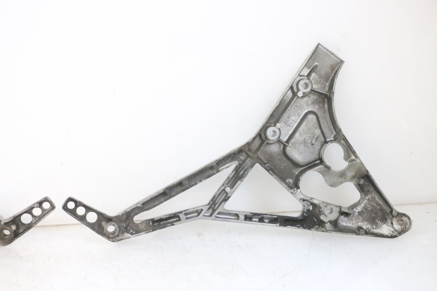 photo de PAR DE SUPORTE DE DESCANSO DE PÉ DIANTEIRO YAMAHA FJ 3CX 1200 (1986 - 1996) - Outro ângulo de visão