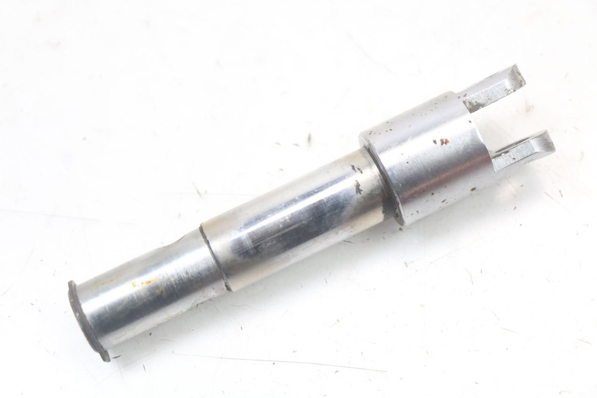 photo de PAR DE SUPORTE DE DESCANSO DE PÉ DIANTEIRO HARLEY DAVIDSON SPORTSTER XL CUSTOM 883 (1999 - 2006) - Pontos de fixação