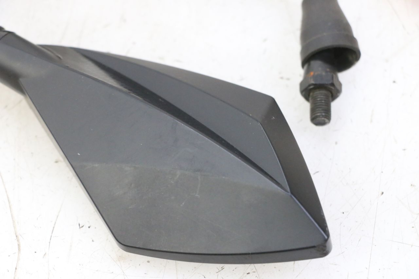 photo de PAR DE ESPELHOS RETROVISORES SUZUKI GS GSE 500 (2001 - 2003) - Marcações e referências