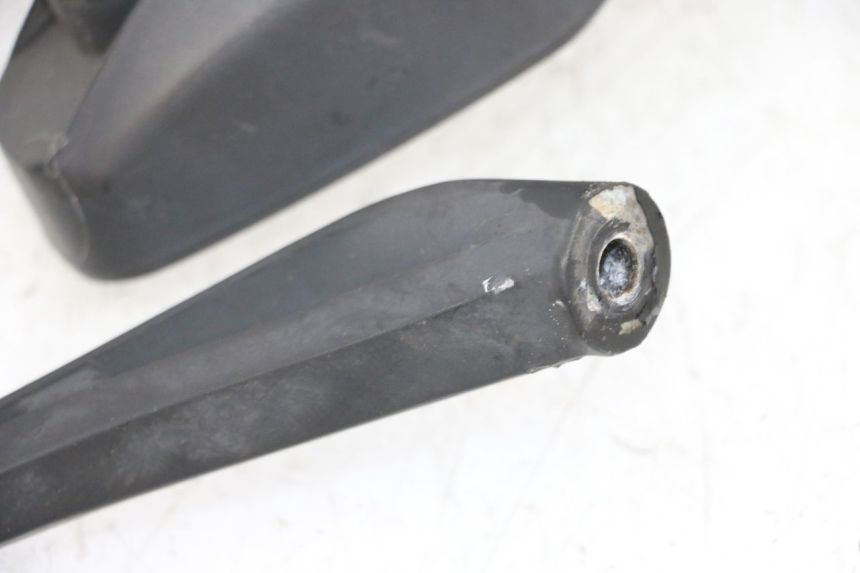 photo de PAR DE ESPELHOS RETROVISORES JM MOTORS GTS 125 (2015 - 2019) - Zoom do estado de desgaste