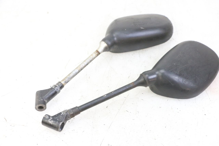 photo de PAR DE ESPELHOS RETROVISORES PEUGEOT KISBEE 4T 50 (2010 - 2017) - Pontos de fixação