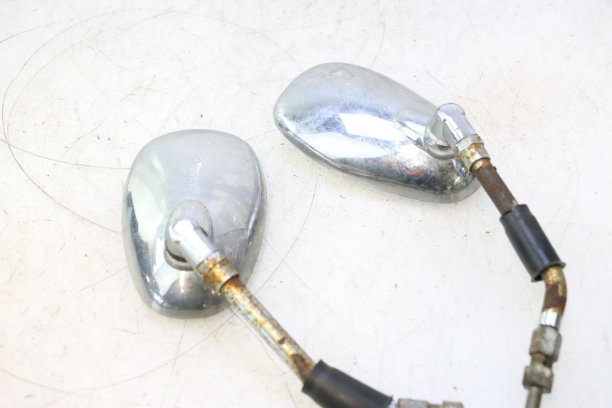 photo de PAR DE ESPELHOS YIYING RETRO 125 (2008 - 2018) - Zoom do estado de desgaste