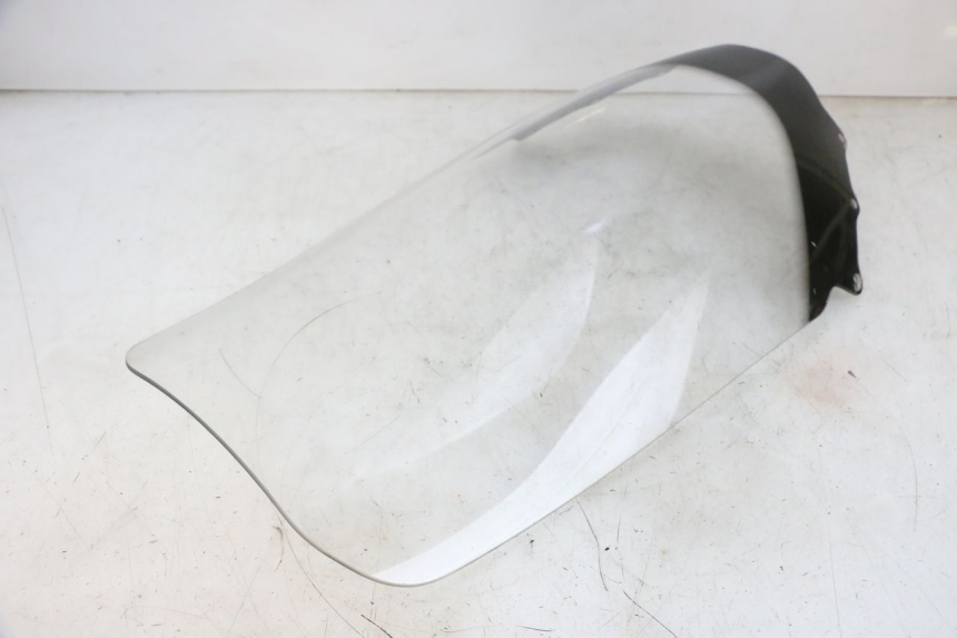 photo de PARABRISAS SUZUKI BURGMAN 125 (2007 - 2014) - Pontos de fixação