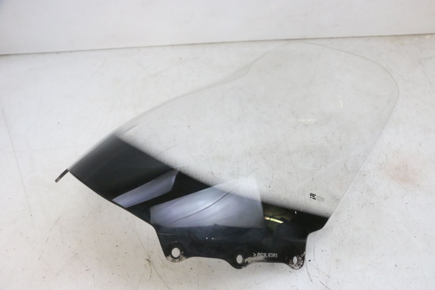 photo de PARABRISAS SUZUKI BURGMAN 125 (2007 - 2014) - Marcações e referências