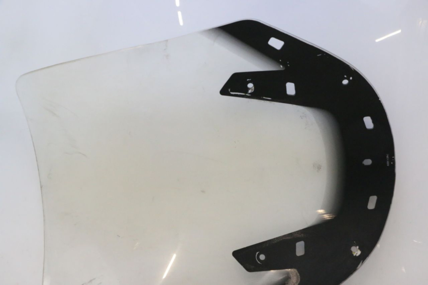 photo de PARABRISA SUZUKI BURGMAN EXECUTIVE ABS 650 (2006 - 2012) - Marcações e referências