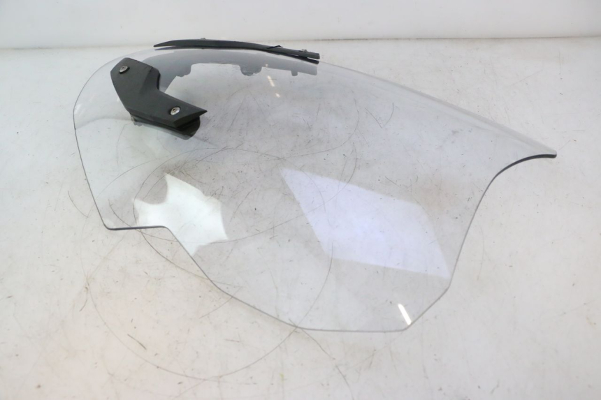 photo de PARABRISAS BMW C SPORT 650 (2015 - 2021) - Zoom do estado de desgaste