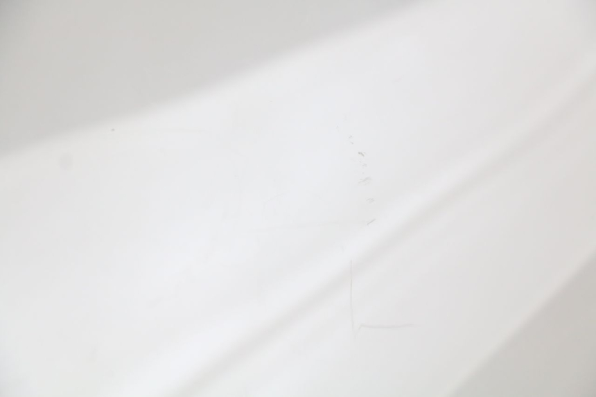photo de PARABRISAS PEUGEOT CITYSTAR AIR 125 (2014 - 2017) - Detalhe da peça