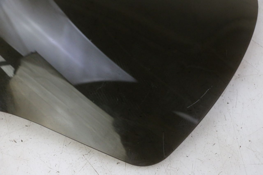 photo de PARABRISAS PEUGEOT CITYSTAR 50 (2013 - 2017) - Pontos de fixação