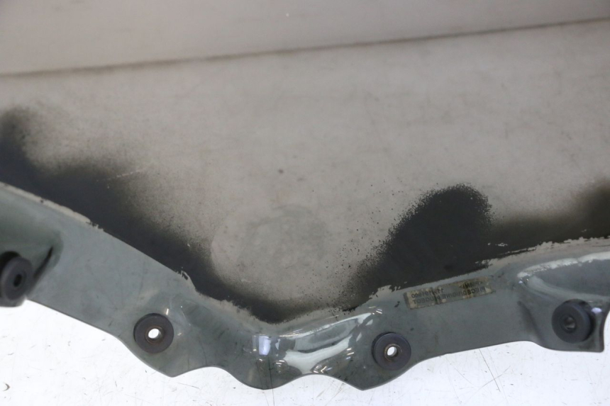 photo de PARABRISAS PEUGEOT CITYSTAR 50 (2013 - 2017) - Detalhe da peça