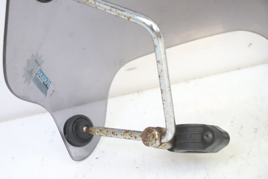 photo de PARABRISAS APRILIA CLASSIC 125 (1995 - 2001) - Pontos de fixação