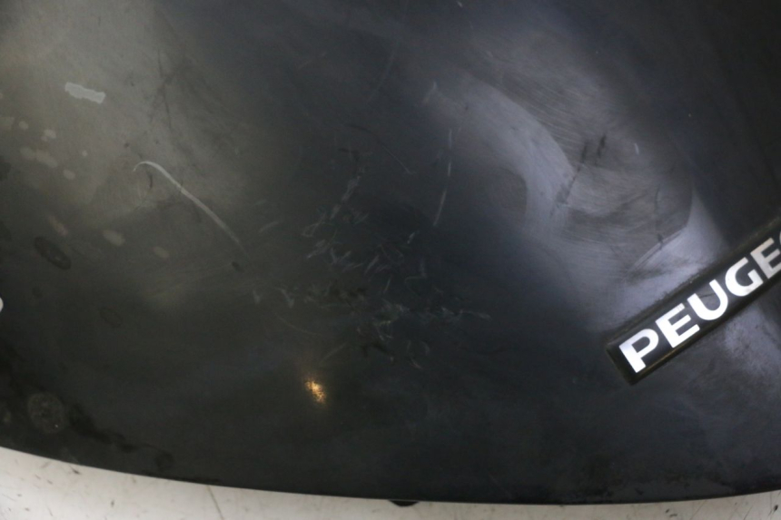 photo de PARABRISAS PEUGEOT ELYSTAR 50 (2002 - 2014) - Detalhes característicos