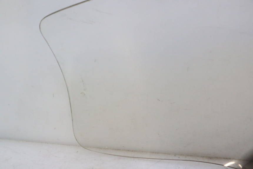 photo de PARABRISA HONDA FJS SILVER WING SILVERWING 400 (2005 - 2008) - Zoom do estado de desgaste