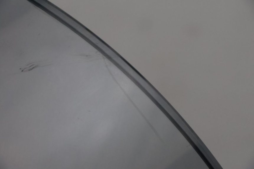 photo de PARABRISA YAMAHA FZ8 800 (2010 - 2016) - Estado da superfície