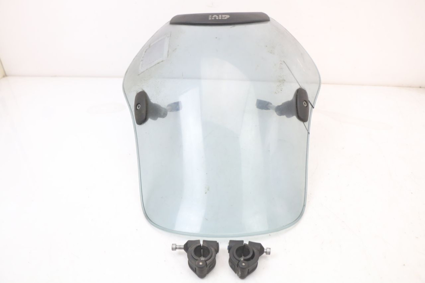 photo de PARABRISAS SUZUKI GN 125 (1997 - 2000) - Vista geral
