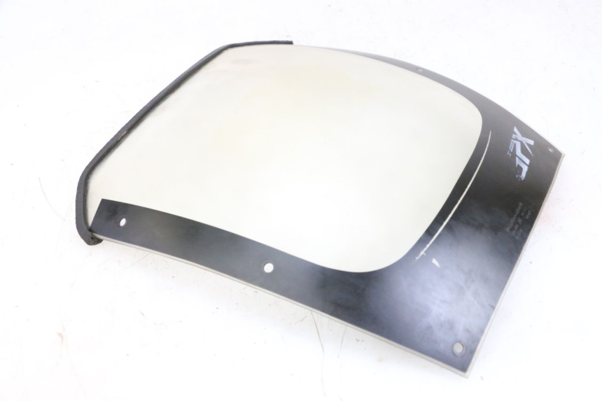photo de PARABRISAS KAWASAKI GPX R WARBIRD 600 (1988 - 1993) - Detalhes característicos