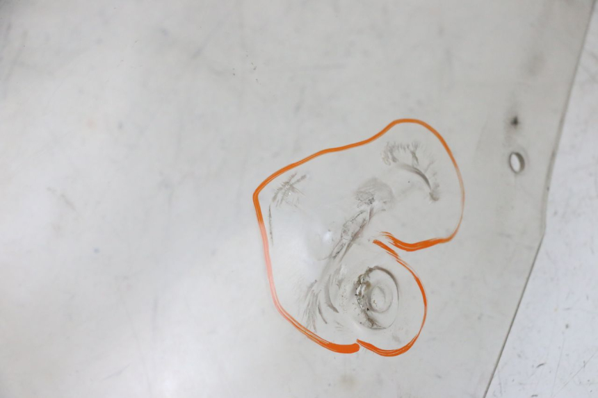 photo de PARABRISAS KAWASAKI GPZ RX 1000 (1986 - 1988) - Pontos de fixação
