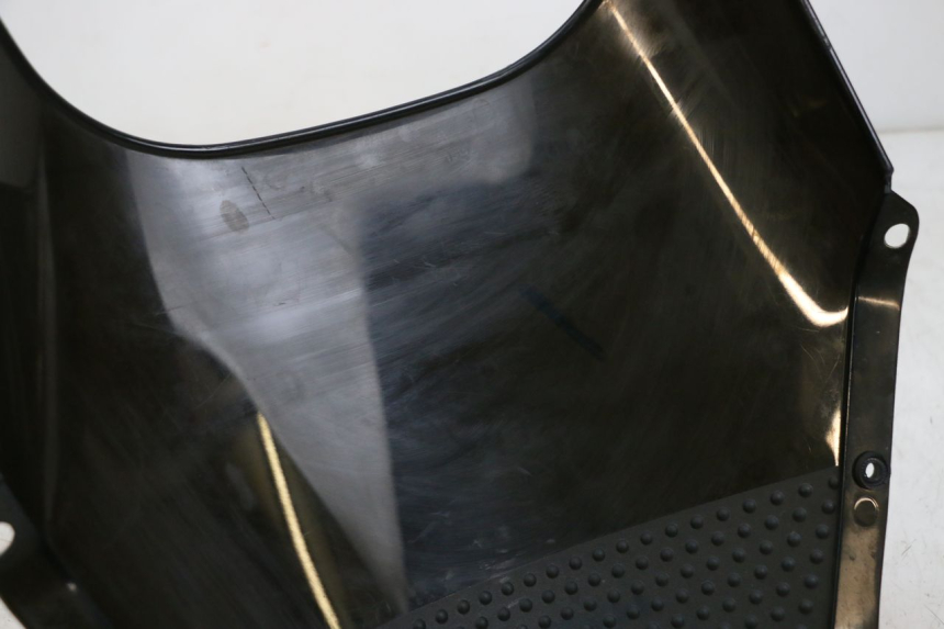 photo de PARABRISAS HYOSUNG GTR 125 (2006 - 2008) - Detalhe da peça