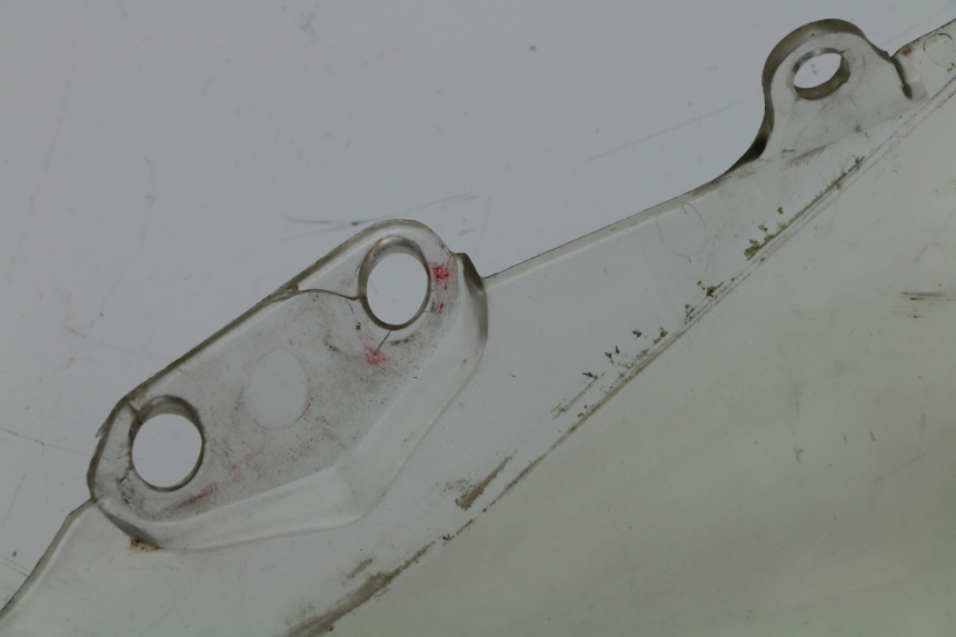 photo de PARABRISAS HONDA CBR F 600 (1996 - 1998) - Detalhe da peça