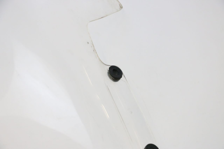 photo de PARABRISAS PIAGGIO MP3 125 (2006 - 2014) - Detalhes característicos