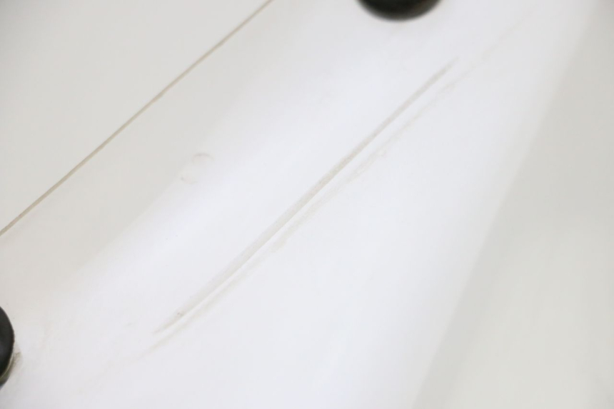 photo de PARABRISAS PIAGGIO MP3 125 (2006 - 2014) - Pontos de fixação