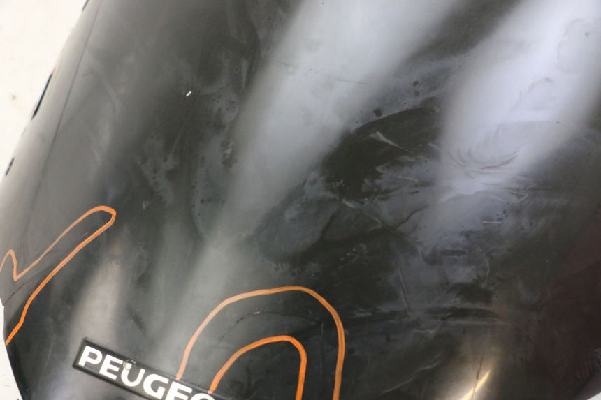photo de PARABRISAS PEUGEOT ELYSTAR 50 (2002 - 2014) - Zoom do estado de desgaste