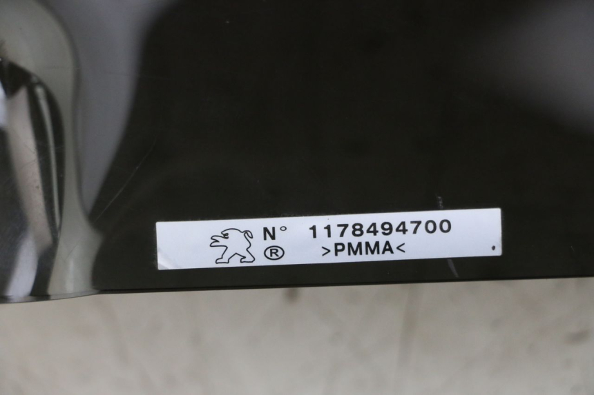 photo de PARABRISAS PEUGEOT SATELIS 125 (2013 - 2018) - Vista geral